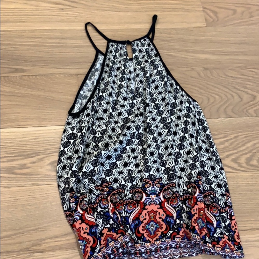 Flowy Tank - Picture 2 of 2